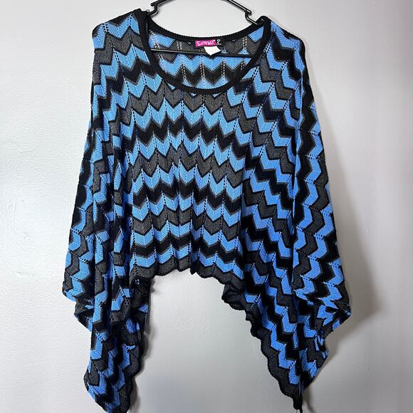✨Say What? Poncho Top One Size Blue Black Chevron Knit Y2K Boho Festival Sweater - Picture 2 of 7